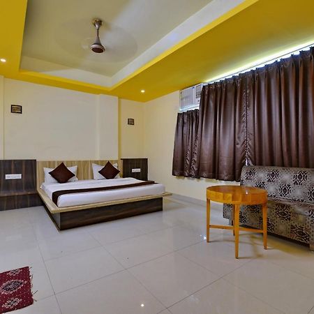 Oyo 2061 Hotel New Holiday Inn อัจเมอร์ ภายนอก รูปภาพ