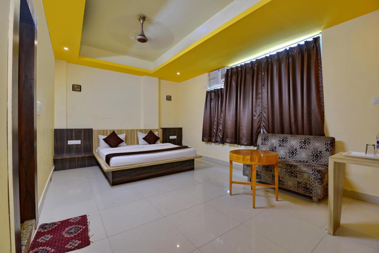 Oyo 2061 Hotel New Holiday Inn อัจเมอร์ ภายนอก รูปภาพ